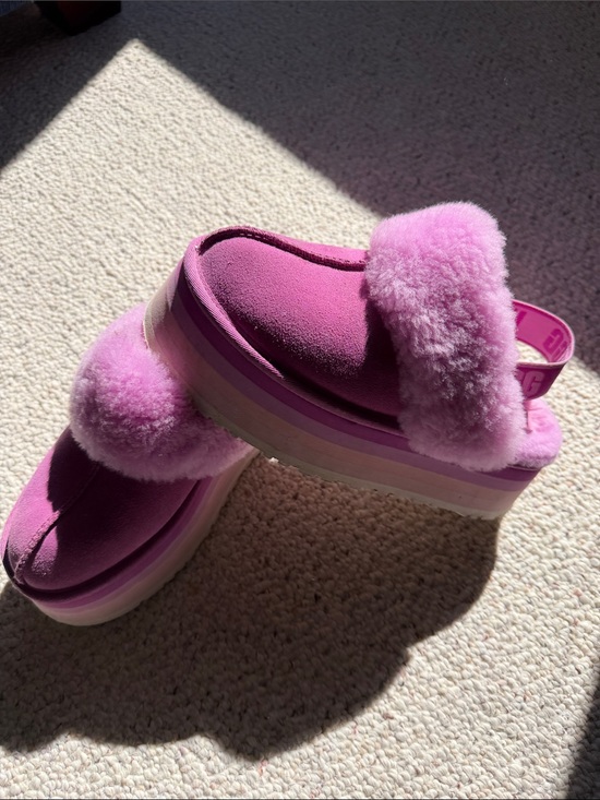 UGG Shoes - Ugg pink Fluffy Platform Slippers